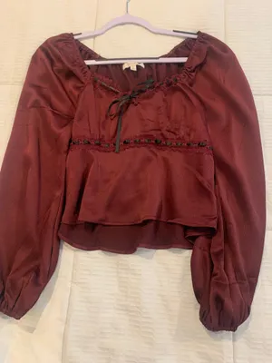R wish burgundy top Red thumbnail 1