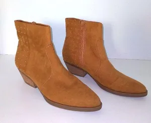 GUESS Women's 7.5M Ankle Heeled Boots Camel Color thumbnail 1