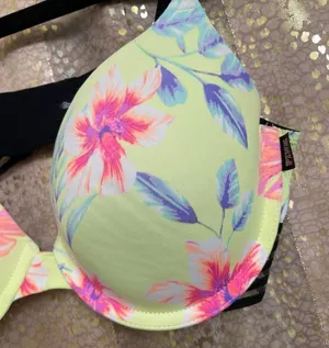 PINK Victorias Secret Yellow Black Tropical Wear Everywhere Bra 36B thumbnail 3