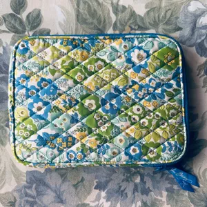 Vera Bradley English Meadow Tablet Sleeve thumbnail 8