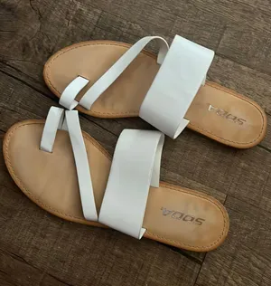Flat Sandals thumbnail 2