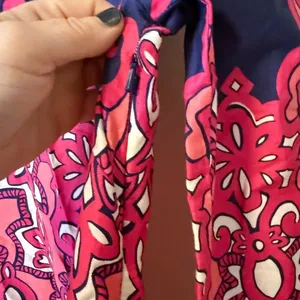 Lilly Pulitzer Ciara Tunic Bright Navy Brava Multi Chorus Girl Small Pink White thumbnail 5