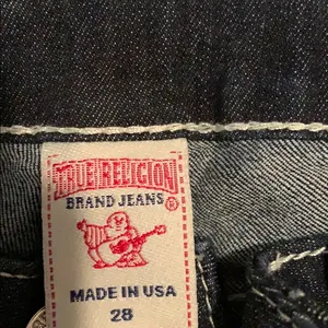 Boot cut thumbnail 4