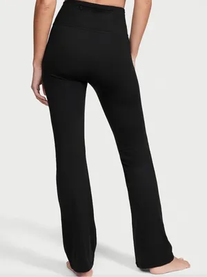 Victoria’s Secret Black Ruched-Waist Flared leggings thumbnail 3