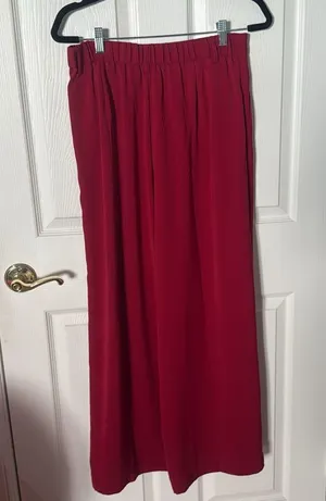Elegant Red Wide-Leg Pants stretch waist size medium thumbnail 4