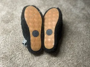 UGG Black Fuzzy Logo Strap Slide Sandals 6. No flaws thumbnail 3