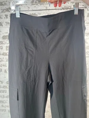Athleta | women black straight leg 8p pants zipper ankle thumbnail 1
