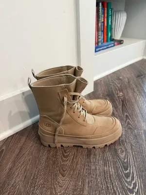 UGG Combat Boots Women’s Leather thumbnail 2