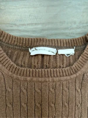 Womens brown Cable Knit Crewneck Sweater S/M size thumbnail 2