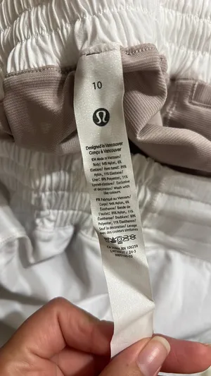 Lululemon Shorts thumbnail 6