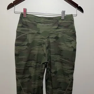 Alphalete Surface Power Leggings thumbnail 2