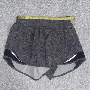 Lululemon Hotty Hot Shorts 4" thumbnail 11