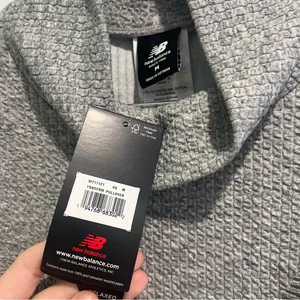 NEW New Balance Mock Neck Transform Pullover Sweatshirt thumbnail 7