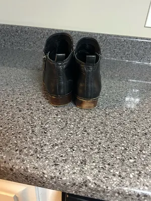 Lucky Brand Black Leather Side-Zip Ankle Booties thumbnail 4