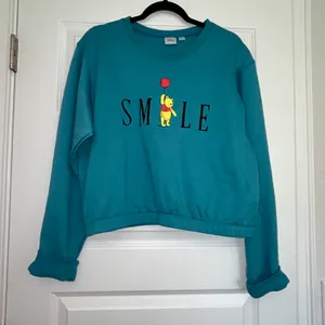Disney Winnie the Pooh Smile Sweatshirt Top thumbnail 1