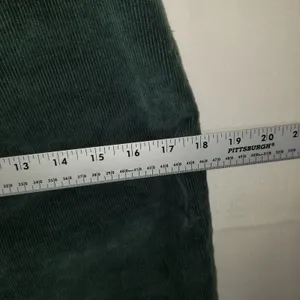 Universal Thread Womens Vintage Straight Green Corduroy Pants 4/27 High Rise thumbnail 5