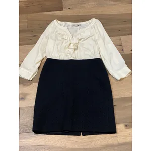 LOFT Mixed Media Dress Size 6 Cream Black Long Sleeve Ruffle Top Knee Length thumbnail 3