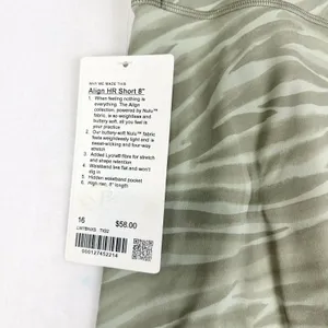 Lululemon Align High Rise Short 8" Size 16 NWT Le Tigre Camo Green Fern Multi thumbnail 3