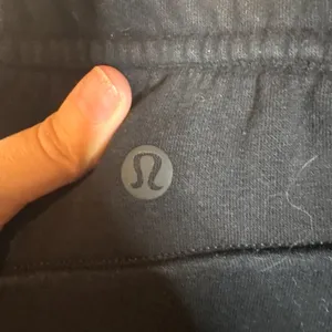 Lululemon Loungeful High-Rise Wide-Leg Cropped Sweatpants Black thumbnail 4