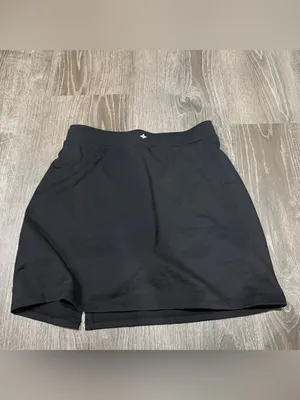 NWOT Halara Black Skort thumbnail 2