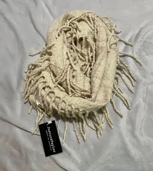 Justin & Taylor  Scarf thumbnail 1