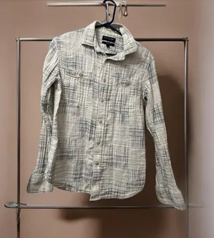 Banana Republic Women’s Gray and White Quilted Plaid Shirt Size Small thumbnail 1