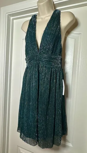 NWT Crystal Sky Deep V-neck Pleated Sparkle Iridescent Women’s Cocktail Dress LG thumbnail 1