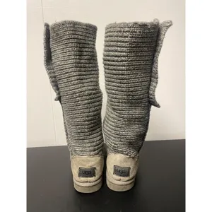 Ugg Women Grey Cardi Knit Boots Tall Size 8 SKU 2071 thumbnail 4