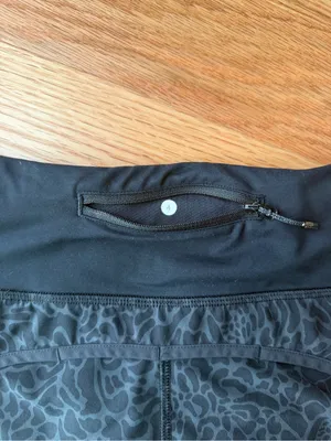 Lululemon Run Times Short 4-Way Stretch Petal Camo Black Size 4 thumbnail 4