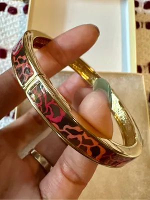 Sequin Gold-Tone Red pink brown Havana Patterned Bangle Bracelet NIB thumbnail 5