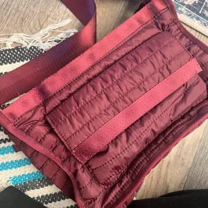 Tommy Bahama purse‎ thumbnail 5