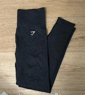 Gym shark leggings thumbnail 1