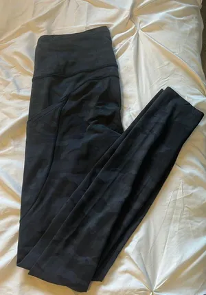 Camo Lululemon Leggings thumbnail 1