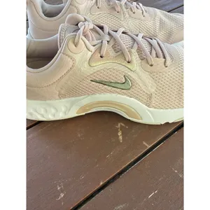 Nike Women Renew In-Season TR 11 Training Athletic Shoe 7.5 Pink DA1349-600 thumbnail 11