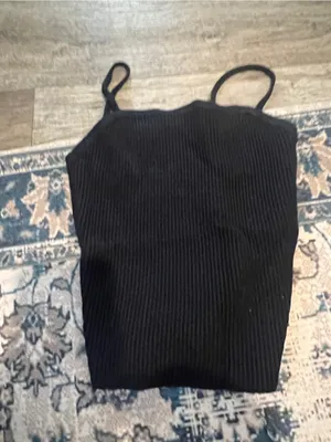 Abercrombie black Ribbed Spaghetti-Strap Crop Top thumbnail 4