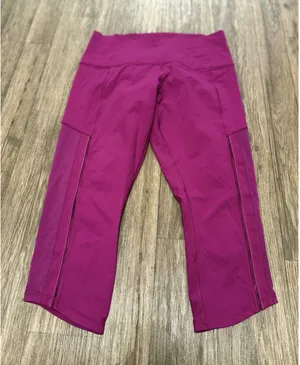 Women's LULULEMON Size 12 Magenta Hot To Street Crop Legging‎ thumbnail 1