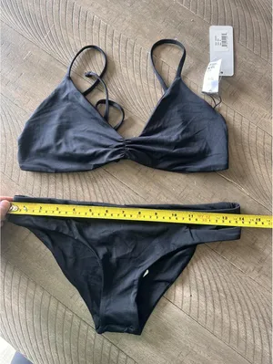NWT L*Space 2-Piece Bikini Swimsuit Haley Top & Estella Bottoms Women’s Medium thumbnail 12