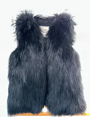 Abercrombie Fur Vest thumbnail 1