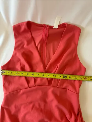 Sleeveless Red V thumbnail 4
