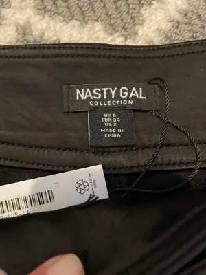 Nasty Gal NEW BLACK SATIN SHORTS SIZE 2! thumbnail 6