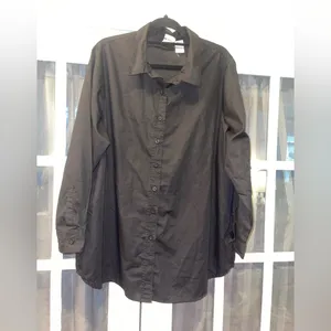 Roaman's black button up top shirt EUC woman’s 1X thumbnail 2