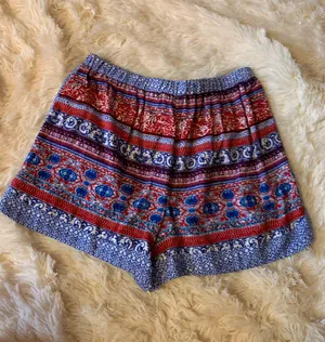 Soft Summer Shorts White Size M thumbnail 2
