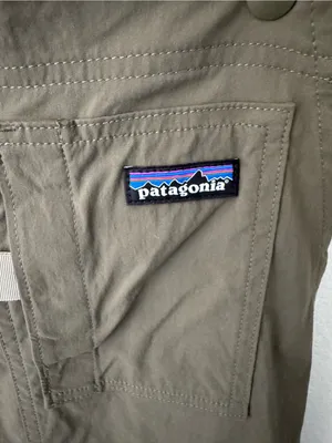Patagonia W’s Outdoor Everyday Romper Overalls Green XS thumbnail 2