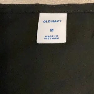 Old Navy Black Fitted Short Sleeve Blouse thumbnail 8