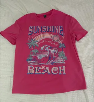 Shein Graphic Tee Oversized thumbnail 1