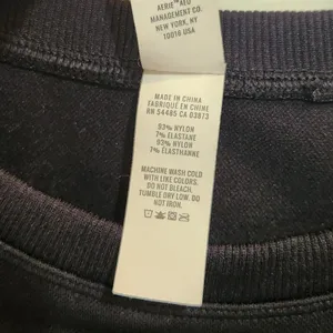 Offline By Aerie Black Short Sleeve Crew Neck Basic Crop Top Casual Tee Small thumbnail 6