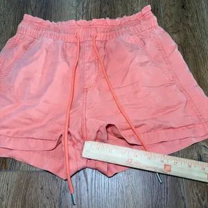Loft Coral‎ Pink Paperbag Waist Drawstring Shorts Womens Small Resort Casual thumbnail 2