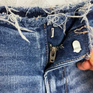 American Eagle Stretch 90s Boyfriend Denim Shorts Frayed Waist High Rise Size 10 thumbnail 4