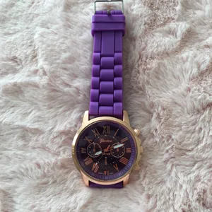 Purple silicone watch thumbnail 4
