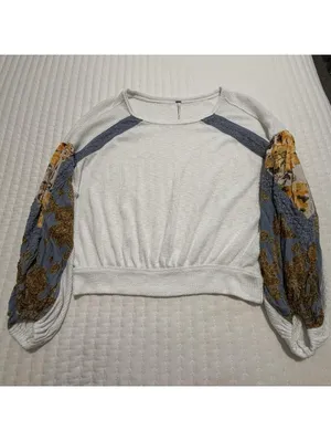 Free People M Medium White & Blue Shirt Top Floral Print Balloon Sleeves Boho thumbnail 13